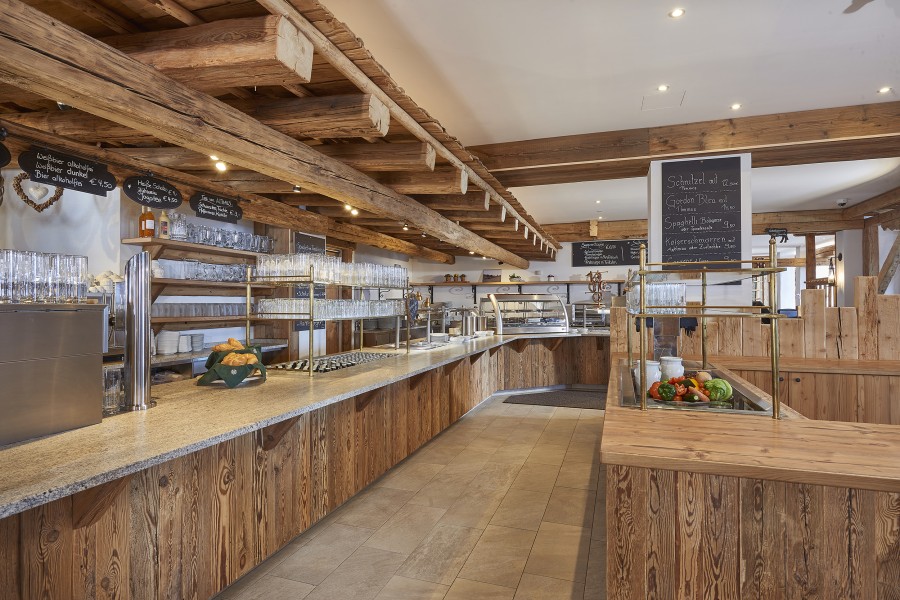 Holzbau Zimmerei Almhütte Innenausbau Pinzgau 2